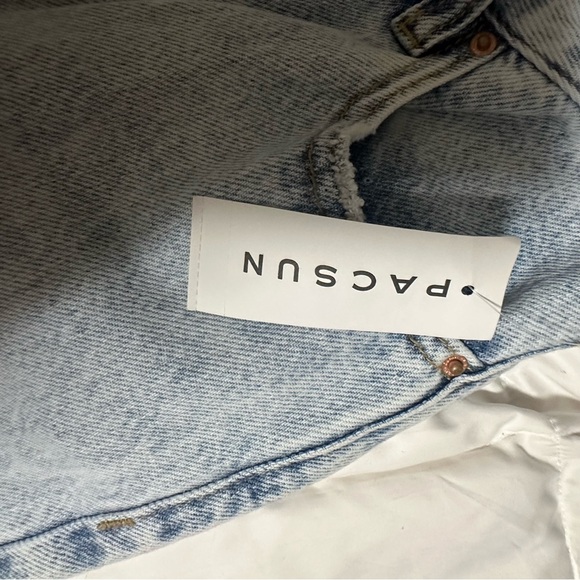 PacSun Blue and Pink Flare & Wide Leg Jeans with Artistic Floral Design - Picture 4 of 16